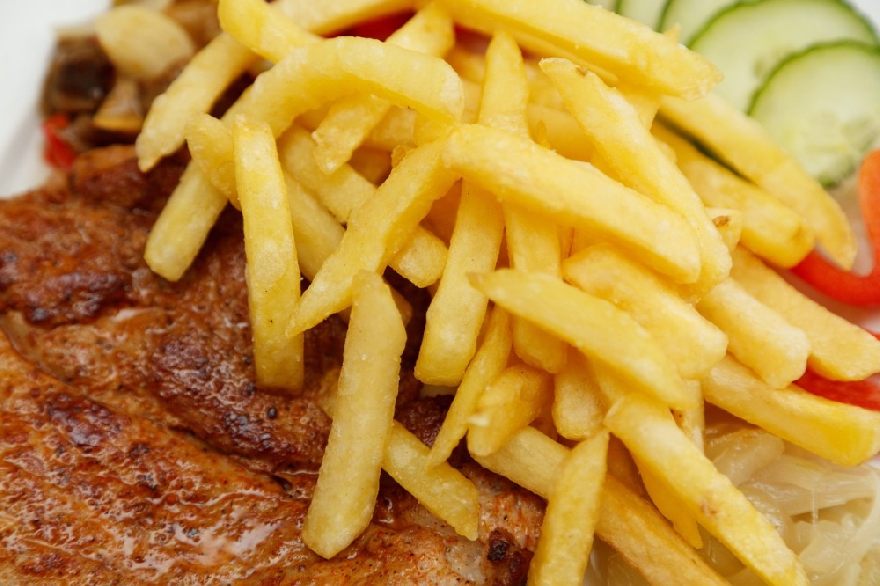 Schnitel with fries