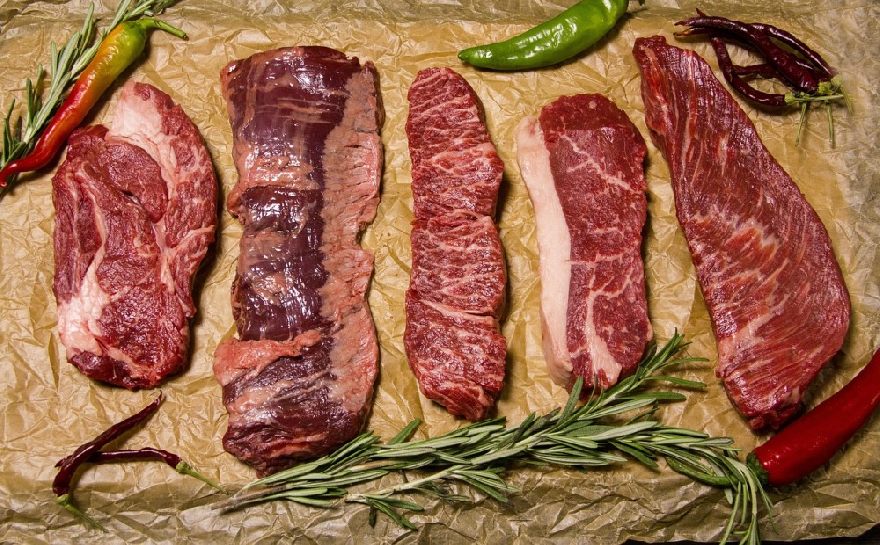 Fleischstreifen für den Argentinischen Grill